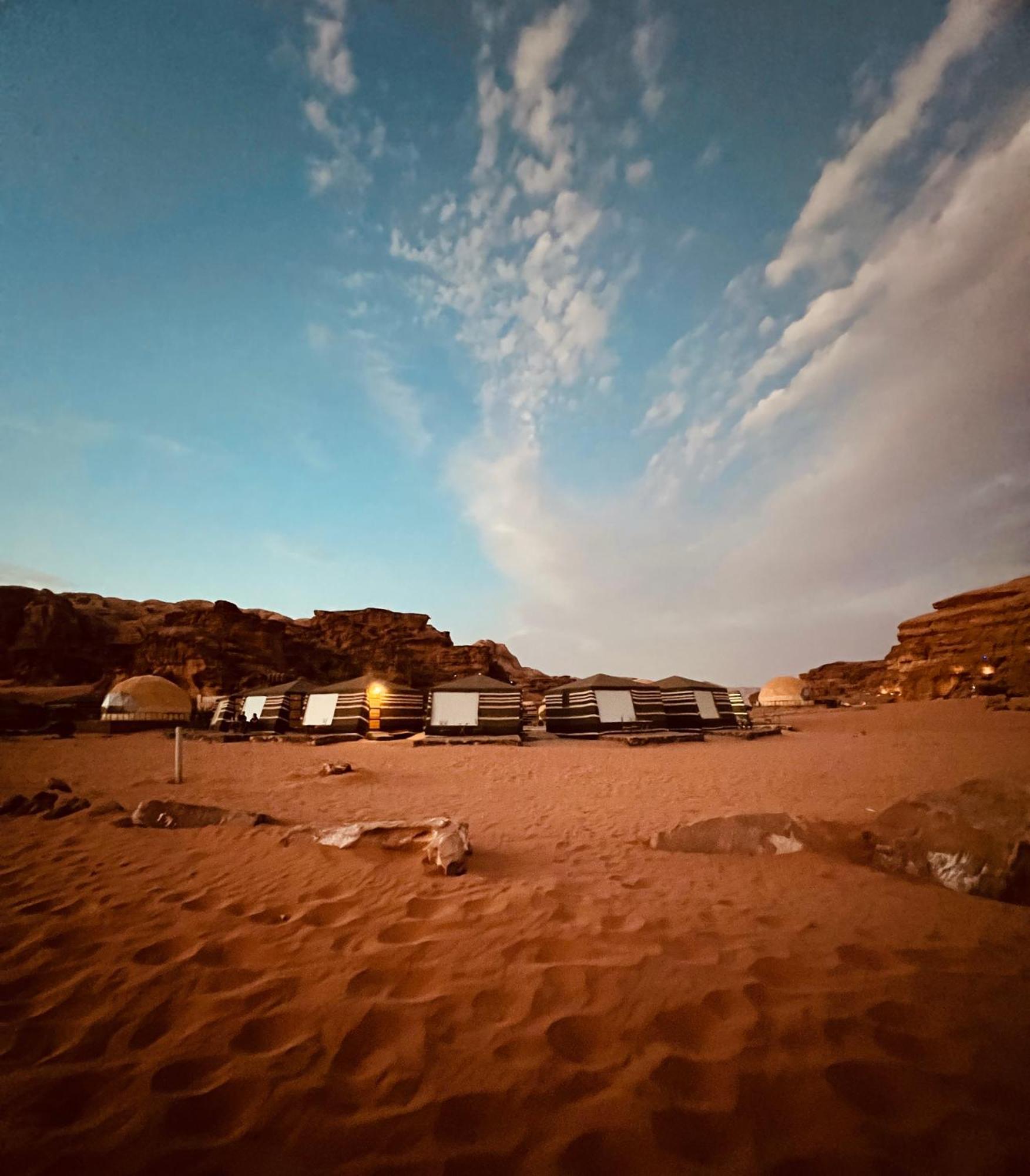 Wadi Rum Rose Luxury Camp Exterior photo
