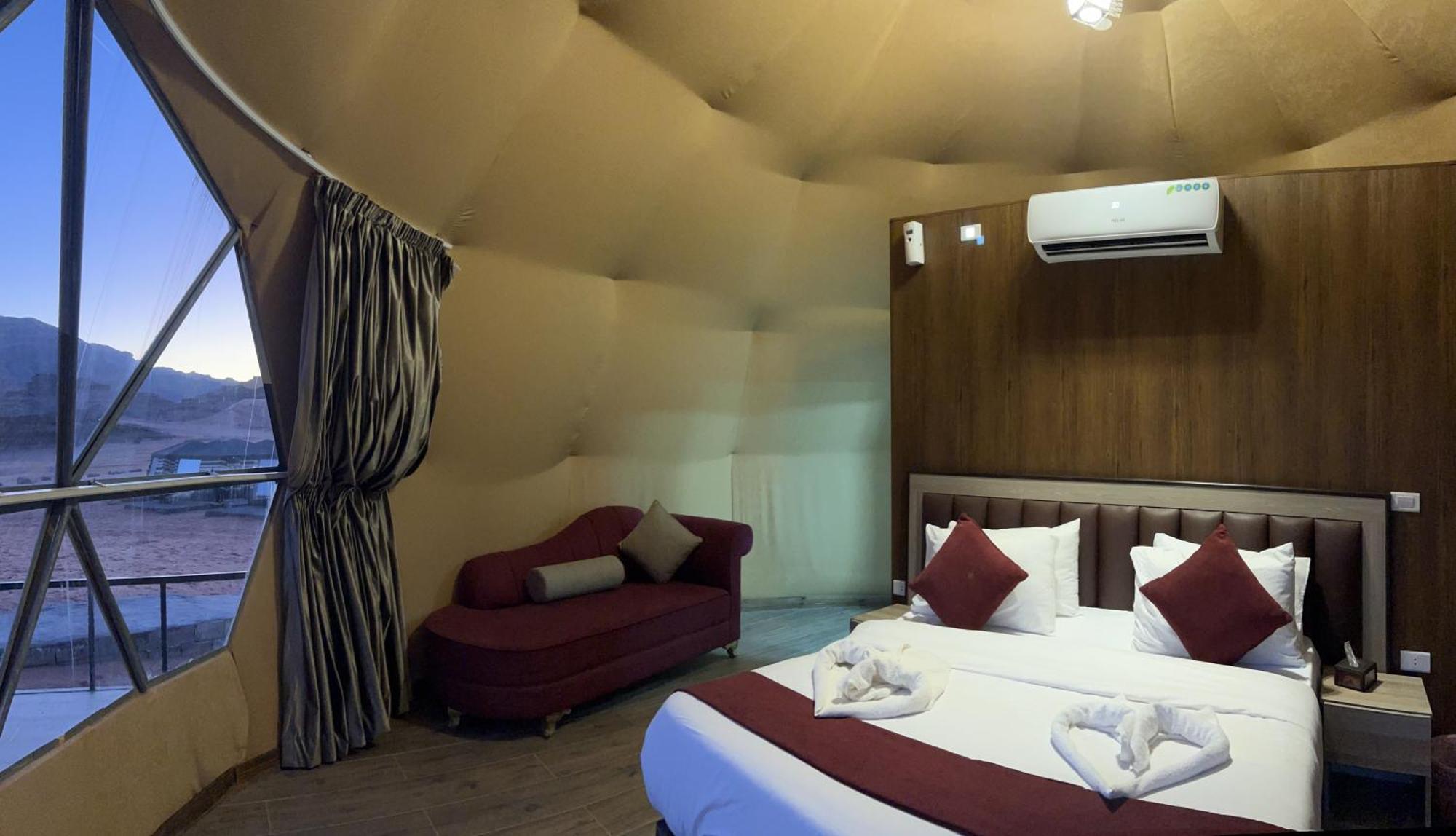 Wadi Rum Rose Luxury Camp Exterior photo
