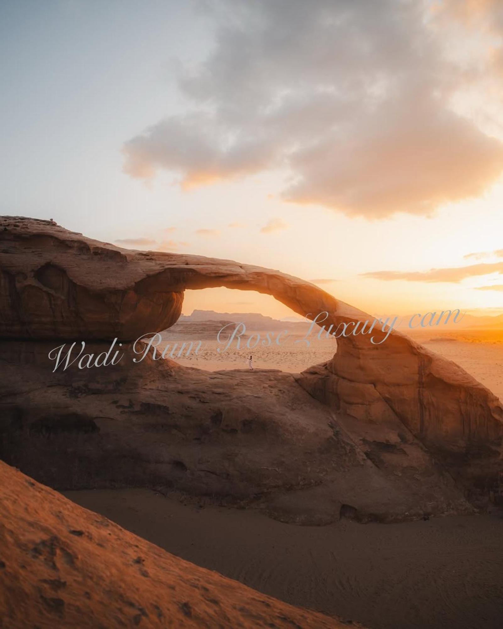 Wadi Rum Rose Luxury Camp Exterior photo